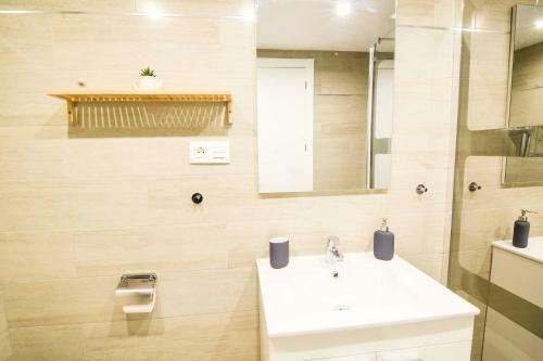 Apartamento Letmalaga Pompidou Beach