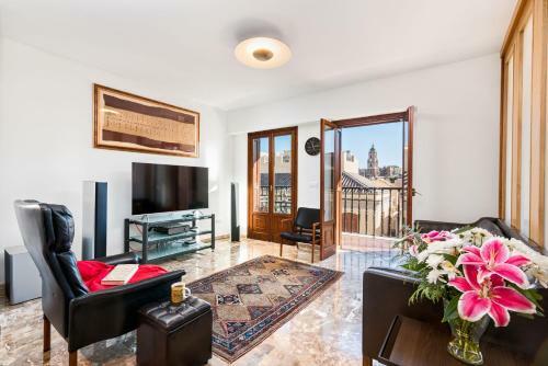 Two-bedroom Apartment Mary