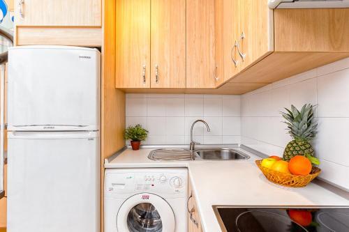 One-bedroom Apartment With Terrace Picasso