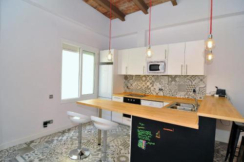 Apartamento Home Holidays Rentals Lucile