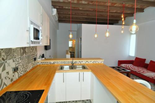 Apartamento Home Holidays Rentals Lucile