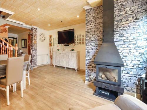 Five-bedroom Holiday Home In Malgrat De Mar