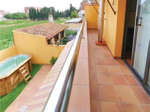 Five-bedroom Holiday Home In Malgrat De Mar