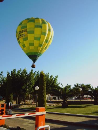 Camping Sunissim El Pla De Mar By Locatour