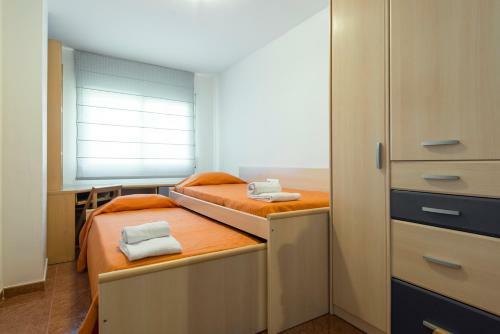 Ref. 190. Apart. Avenida