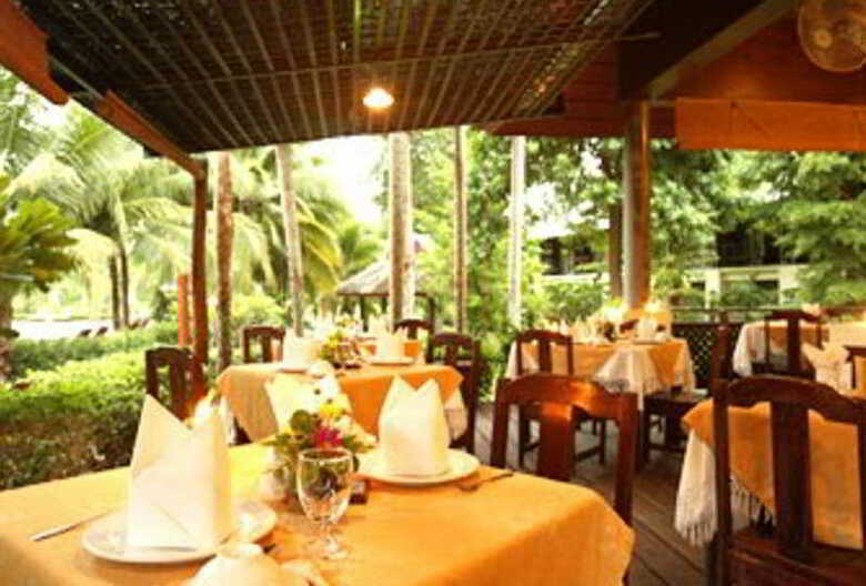 Hotel Royal Riverkwai Resort And Spa (!)