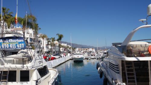 Apartamento Puerto Banus La Maestarnza
