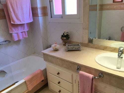 Luxury Apartment In 5 Star Urbanization