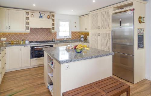 Three-bedroom Holiday Home In Mijas