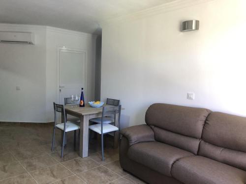 Apartamentos Acor�n Mog�n