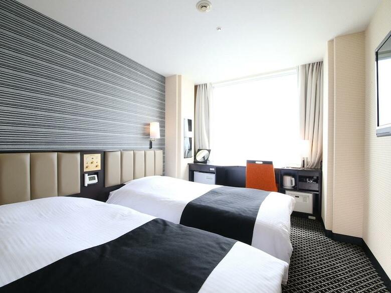Hotel Apa And Resort Tokyo Bay Makuhari