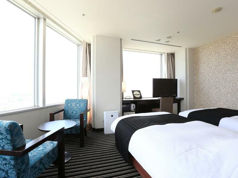 Hotel Apa And Resort Tokyo Bay Makuhari