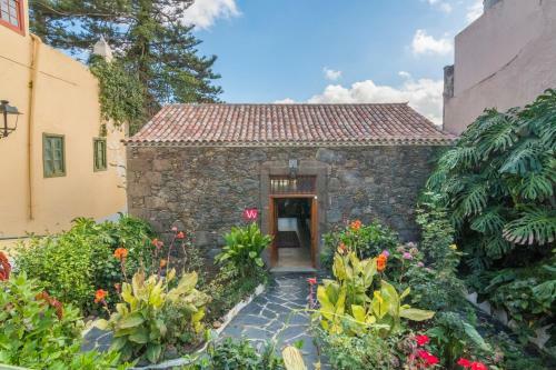 Casa Jard�n De Moya