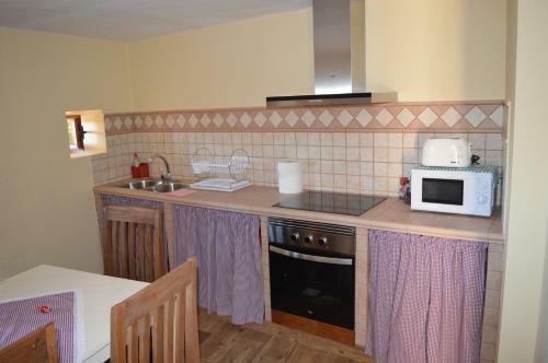 Casa Jard�n De Moya