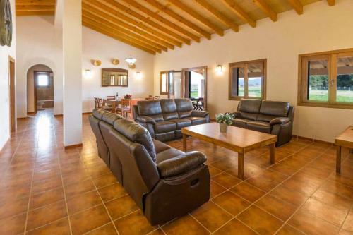 Villa S'estaci�