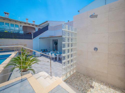 Apartamento Piscina Muro