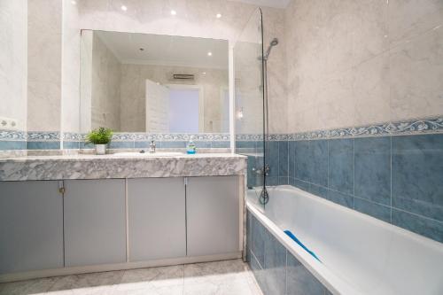 Apartamento Urb. La Hacienda, 16