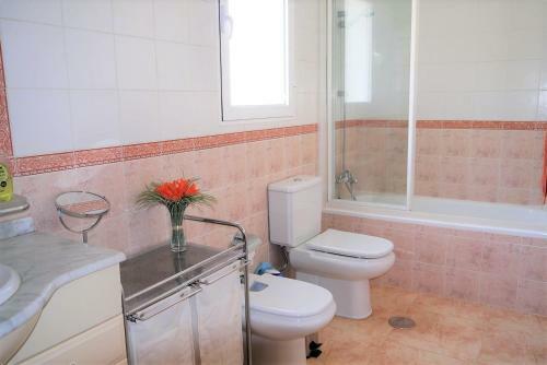 Casa Con Piscina Privada En Montemar De Dehesa De Campoamor Mm 024
