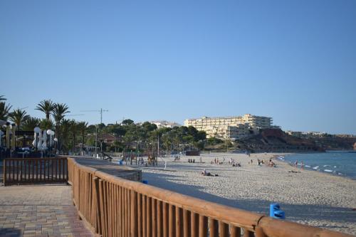 Casa Con Piscina Privada En Montemar De Dehesa De Campoamor Mm 024