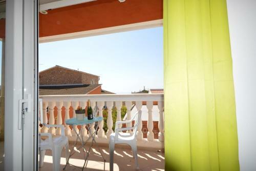 Apartamento Con Piscina En Rosas. Anoia 1er