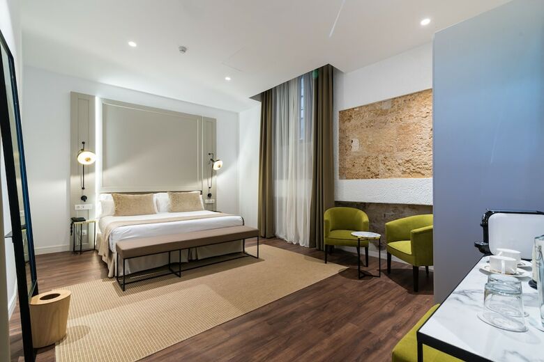 Hotel Icon Roset� By Petit Palace