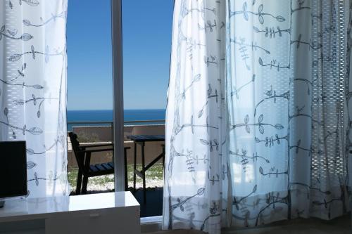 Apartamento D�plex Con Vistas Al Mar En Pe��scola