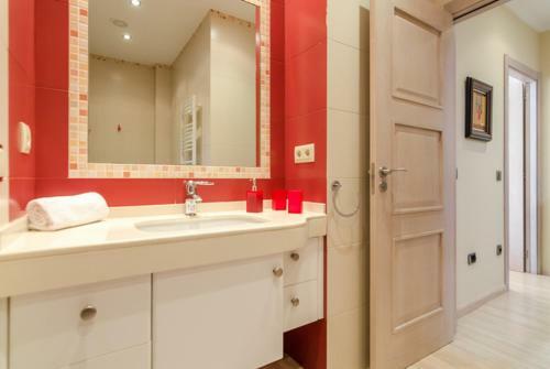 Pineda De Mar Villa Sleeps 6 Pool Air Con Wifi
