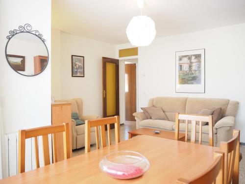 Apartamento Ref. 223. Maritimo II