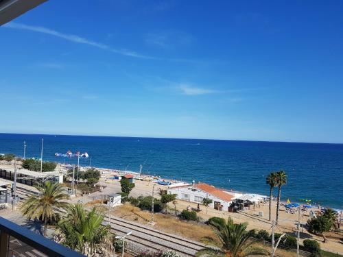 Apartment Passeig Maritim - 2
