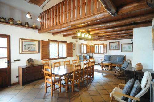 Homeholidaysrentals Le Vinya