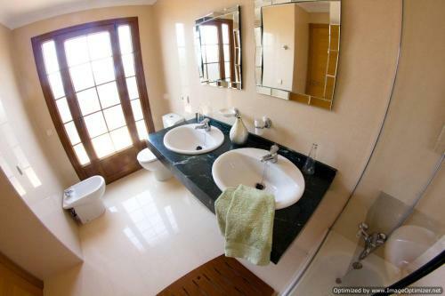 Villa 26 With Pool, Hot Tub And Great Sea Views