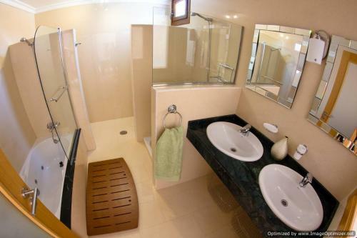 Villa 26 With Pool, Hot Tub And Great Sea Views
