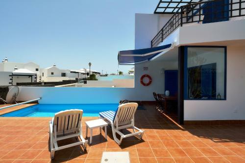 Villa Salinas With Private Pool !