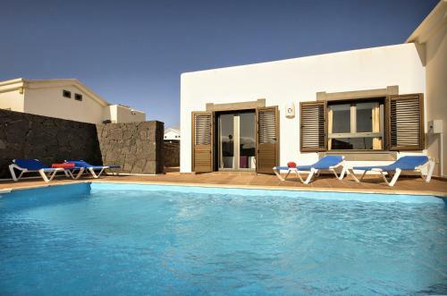 Villa Los Charcones
