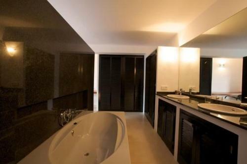 Playa D'en Bossa Villa Sleeps 10 Pool Air Con Wifi