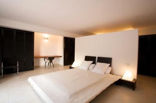 Playa D'en Bossa Villa Sleeps 10 Pool Air Con Wifi