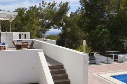 Playa D'en Bossa Villa Sleeps 8 Pool Air Con Wifi