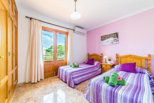 Playa De Muro Apartment Sleeps 6 Pool Air Con Wifi