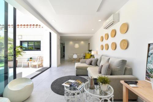 Cozy Bungalow For 6 In Playa Del Ingl�s Gd04