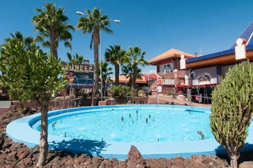 Cozy Bungalow For 6 In Playa Del Ingl�s Gd04