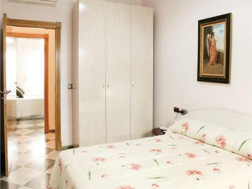 Four-bedroom Holiday Home In Playa Honda