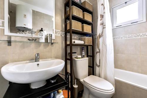 Apartamento ??????????? ? 2-?? ????????? ? Mirador Del Paraiso