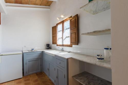 Pollenca Villa Sleeps 6 Wifi