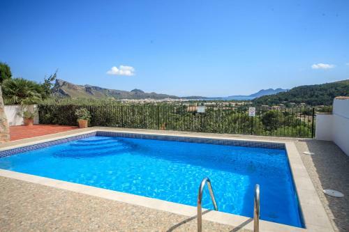 Villa James
