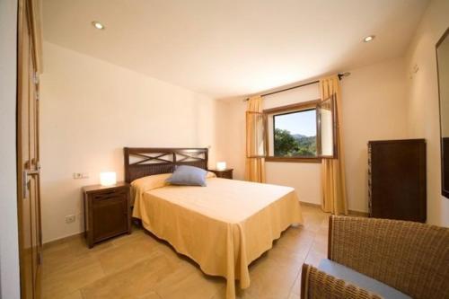 Pollenca Villa Sleeps 4 Pool Air Con Wifi T251846