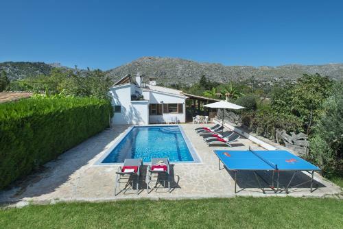 Villa March