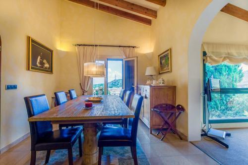 Pollenca Villa Sleeps 6 Pool Air Con Wifi T400535