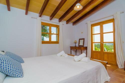 Villa Son Mora