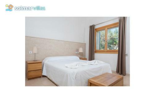 Cala San Vicente Villa Sleeps 6 Pool Air Con Wifi