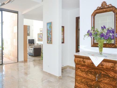 Four-bedroom Holiday Home In Porto Colom